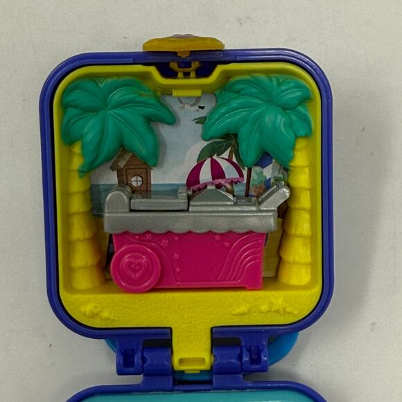Polly Pocket Shani Tropical Beach Compact With Mobile Ice Cream Cart NO DOLL - Picture 14 of 16